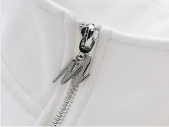 Zipper pull
