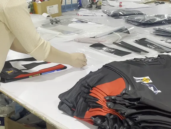 Packing shirts with polybag