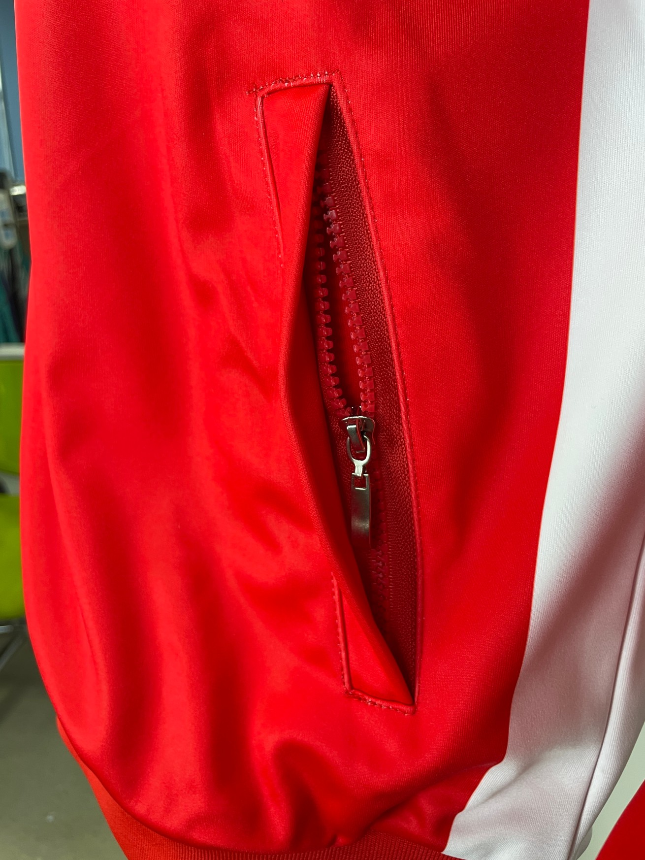 Custom Sportswear Men's Jacket Stylish Activewear 100% Polyester Long Sleeve Full Zip Sports Jacket