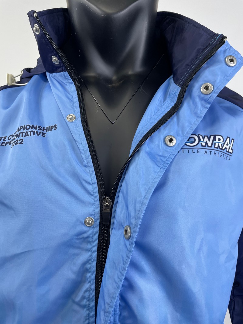Custom 100% Polyester Outdoor Waterproof Hiking Jacket Man Running Wear Windproof Windbreaker Breathable Hooded Rain Jacket